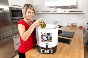 Hyundai Garnek elektryczny (PC200) 12