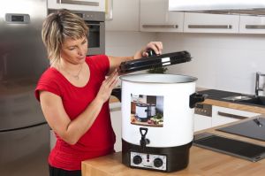 Hyundai Garnek elektryczny (PC200) 13