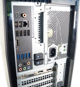 Komputer Dell AlienWare Aurora R7 Intel Core i3-8100 16 GB 480 GB SSD Windows 10 Pro 6