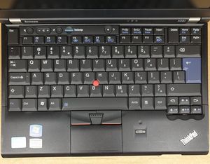 Laptop Lenovo Laptop Lenovo ThinkPad X220 i5 - 2 generacji / 4GB / 250 GB HDD / 12,5 HD / Klasa A - uniwersalny 4