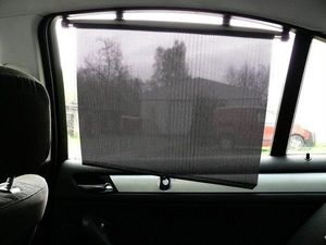 Roleta przeciwsłoneczna boczna czarna 2x45cm uniwersalny 4