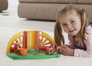 Figurka Giochi preziosi Teletubisie interaktywny domek ze światłem i dźwiękiem+figurka Po 2