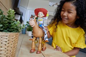 Figurka Mattel Toy Story 4 zestaw Jessie i Mustang uniwersalny 6