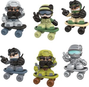 Figurka Spin Master Tech Deck Dudes zestaw 2 figurek deskorolkarzy z czarnym pudełkiem-ekspozytorem 16