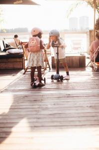 ScootAndRide Plecak na hulajnogę dla dzieci 1-5 lat Steel 14