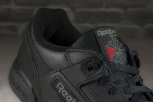 Reebok Buty Reebok WORKOUT PLUS 2760 42 2