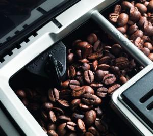 Ekspres ciśnieniowy DeLonghi ECAM 23.260.B 3