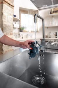 Ekspres ciśnieniowy DeLonghi ECAM 23.260.B 4