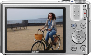 Aparat cyfrowy Nikon Coolpix S7000, white 7