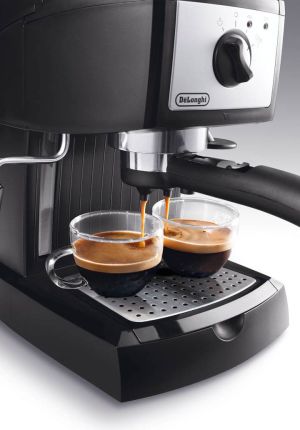 Ekspres ciśnieniowy DeLonghi EC 156.B 4