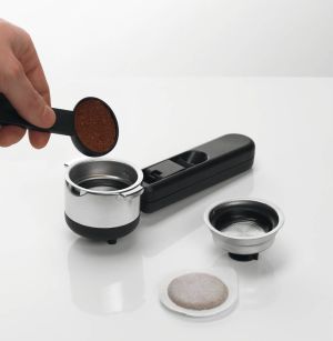 Ekspres ciśnieniowy DeLonghi EC 156.B 5