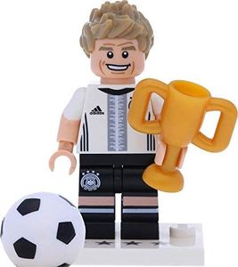 LEGO Minifigurka LEGO 71014 - DFB - Zespół: Thomas Mller # 13 z trofeum 1