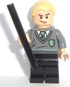 LEGO Minifigurka Harry PotterTM Draco Malfoya z magiczną różdżką 1