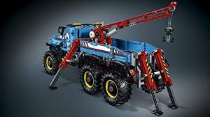 LEGO LEGO Technic 42070 - czterokołowy holownik 7