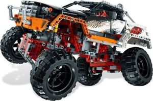 LEGO LEGO Technic 9398 - terenówka 4X4 2