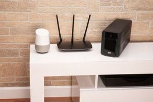 UPS APC BVX1600LI-GR 4