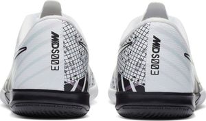 Nike Buty piłkarskie Nike Mercurial Vapor 13 Academy Mds IC Jr CJ1175 110 37 1/2 5