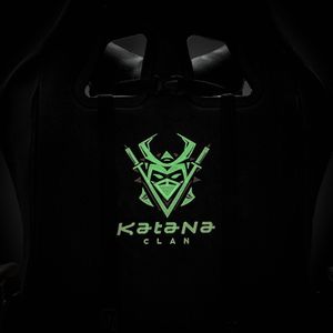 Fotel Katana Clan Sakura czarno-biały 7