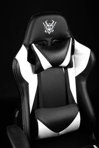 Fotel Katana Clan Sakura czarno-biały 8