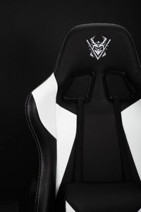 Fotel Katana Clan Sakura czarno-biały 9