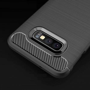 Etui SAMSUNG GALAXY S10E Pancerne Carbon czarne 5