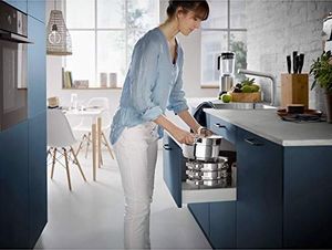 WMF WMF Compact Cuisine o wysokości 16 cm, szklana pokrywa, o pojemności 2,0 l, polerowana stal nierdzewna Cromargan, wewnętrzne skalowanie, możliwość układania w stosy, garnek indukcyjny 8