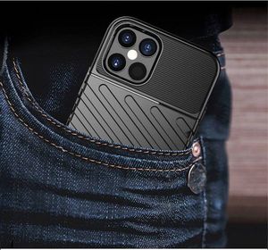 Etui IPHONE 12 PRO Pancerne Thunder Case czarne (92919) - om-49388 10