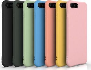 Hurtel Soft Color Case elastyczne żelowe etui do iPhone 8 Plus / iPhone 7 Plus czerwony 6