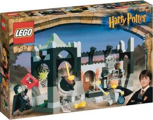 LEGO LEGO Harry Potter 4705: Klasa Snape'a 2