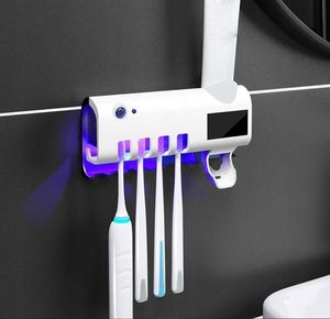 Dozownik do pasty i uchwyt na szczoteczki z lampą UV 4