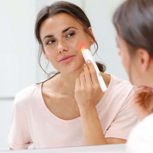 Medisana Medisana Urządzenie do terapii światłem DC 300, biały 4