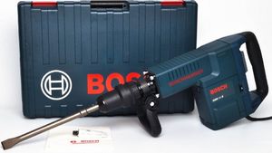 Młotowiertarka Makita MAKITA MŁOTOWIERTARKA SDS+ 800W,26MM AVT+LED 1