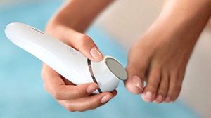 Depilator Philips Philips BRL175 / 00 Elektryczna golarka na sucho i mokro dla kobiet SatinShave Prestige z nasadką do pedicure 7