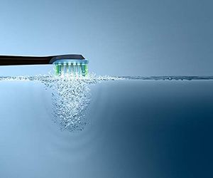 Szczoteczka Philips Szczoteczka soniczna Sonicare DiamondClean 9000 biało-srebrna  HX9911/03 4