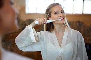 Szczoteczka Philips Szczoteczka soniczna Sonicare DiamondClean 9000 biało-srebrna  HX9911/03 6