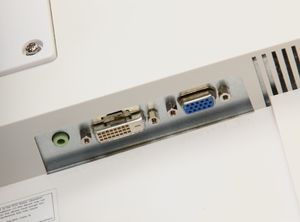 Monitor Fujitsu Monitor Fujitsu B22W-5 22 1680x1050 Klasa B uniwersalny 15