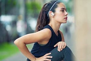 Słuchawki Sony Sony WF-SP900 True Wireless Sport Słuchawki (bezprzewodowe, wodoodporne IPX8, odporne na słoną wodę, Bluetooth, pamięć 4 GB) białe 6