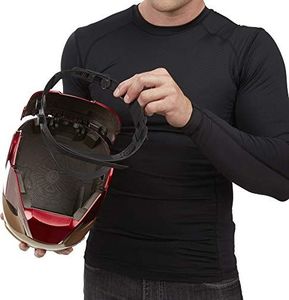 Hasbro Elektroniczny hełm Marvel Legends Iron Man 10