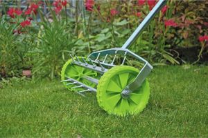 Draper Draper Tools Ręczny aerator do trawnika, 450 mm, zielony 6