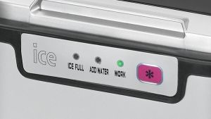 Kostkarka do lodu Clatronic (EWB 3526) 3