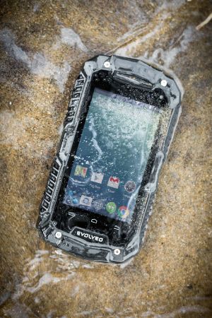 Smartfon Evolveo Strong Phone D2 Mini Dual Sim, Czarny 3