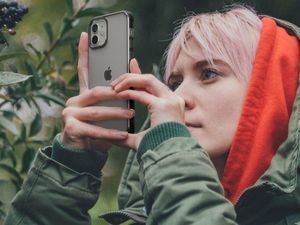 Ringke Etui ochronne obudowa Ringke Fusion do Apple iPhone 12 Mini 5.4 Smoke Black + Szkło Alogy uniwersalny 5