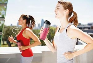 Blender kielichowy Philips Mini Mikser Philips To-Go HR2600 / 80 (350 W, 28000 obr./min, pojemność 0,7 l, butelka na wodę, ) srebrny 5