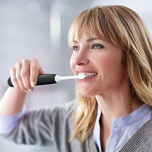 Szczoteczka Philips Philips Sonicare HX6800 / 03 elektryczna szczoteczka soniczna szczoteczka do zębów szara - elektryczna szczoteczka (bateria, zintegrowana, Li-Ion, 110-220 V) 4