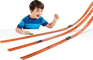 Mattel Hot Wheels FTL69 - Auto i Mega Track Pack, zabawki od 4 lat 3