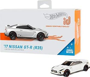 Mattel Hot Wheels iD FXB13 - pojazd odlewany ciśnieniowo 1:64 17 Nissan GTR R35 z chipem NFC do skanowania w aplikacji Hot Wheels iD, zabawki samochodowe od 8 lat 1