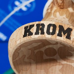 Kendama Krom Kendama KROM PLASTICITY - UMBRA uniwersalny 7