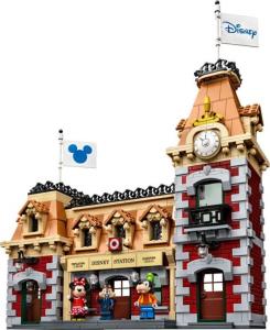 LEGO Disney Pociąg i dworzec Disney (71044) 3