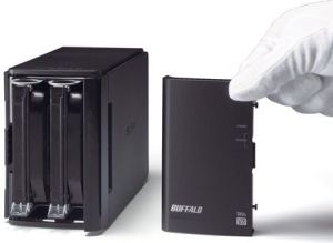 Dysk zewnętrzny HDD Buffalo HDD DriveStation Duo 8 TB Czarny (HD-WL8TU3R1-EB) 4