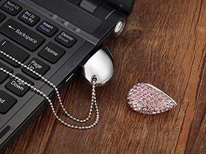 Pendrive Shooo Shooo 16 GB Rhinestone Metal Heart USB Stick, Biżuteria Bling Błyszczący kryształowy wisiorek z diamentem, z naszyjnikiem 4